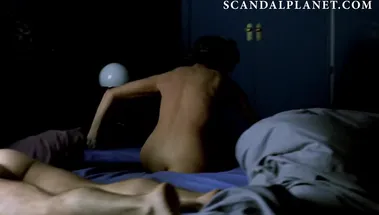 Виктория Абриль в жесткой сцене секса едва не ломает кровать