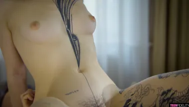 Чарли Дин ебет татуированную оторву Иден Айви